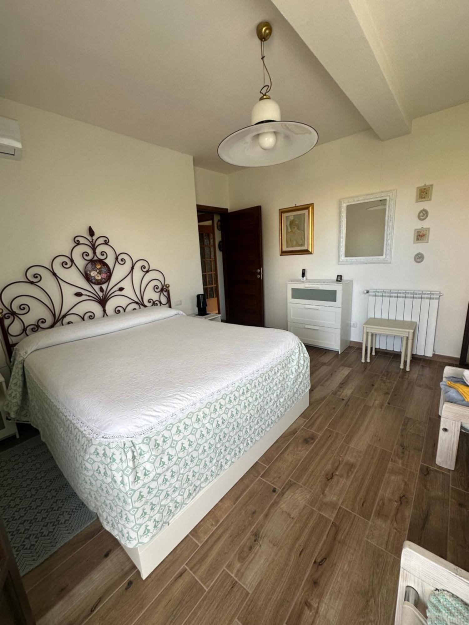 Casa Anita 32 Apartment Donigala Fenughedu ภายนอก รูปภาพ