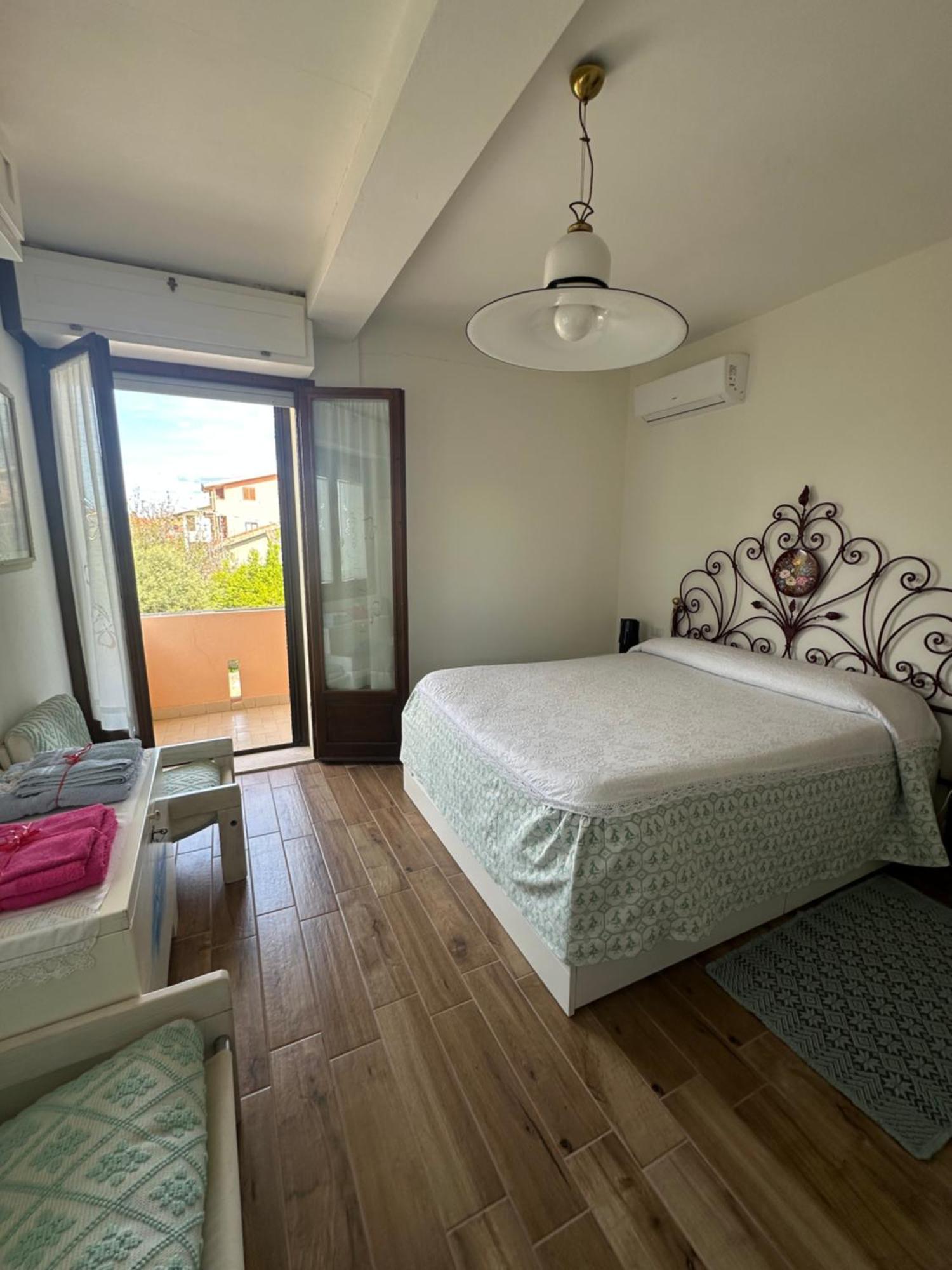 Casa Anita 32 Apartment Donigala Fenughedu ภายนอก รูปภาพ